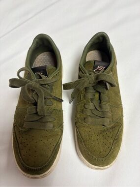 Youth Olive Green Suede Sneakers - Casual Lace-Up